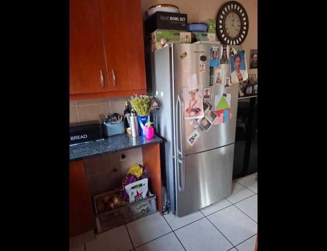 3 BEDROOM PROPERTY TO RENT IN WILLOW PARK MANOR